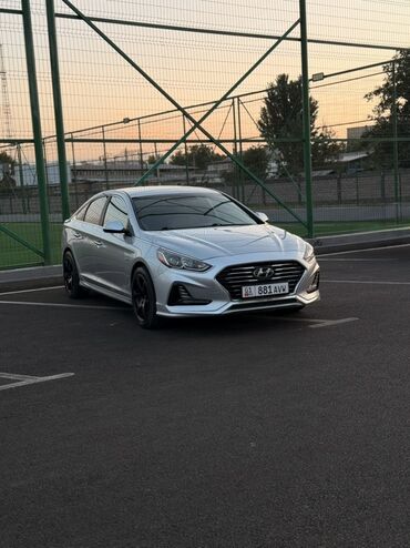 значок hyundai: Hyundai Sonata: 2018 г., 2 л, Автомат, Гибрид, Седан