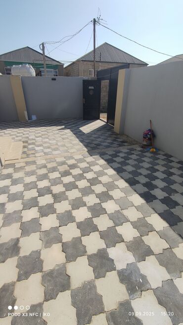 Həyət evləri və villaların satışı: Binə Sovxozda 160 marşurutunun son dayanacağına yaxın həyət evi üçün — 4