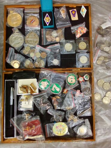 Монеты: Продаю разные монеты, СССР, зарубежные. Цена будет зависеть от — 11