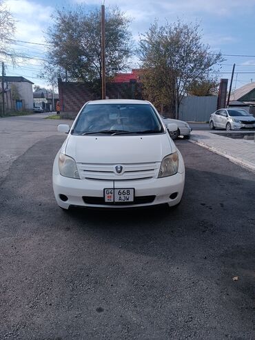 тойот ист: Toyota ist: 2002 г., 1.3 л, Автомат, Бензин, Хэтчбэк