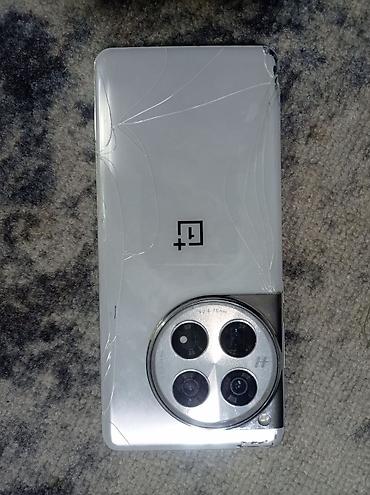OnePlus 12 смартфон на запчаст или на восстановление