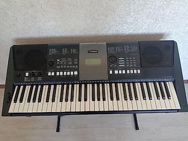 Музыкальные инструменты: Синтезатор Yamaha PSR-E423 с подставкой. Полноразмерная клавиатура на — 2