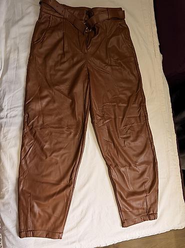 Другая женская одежда: 1.Пиджак Корея 300 2.Юбка 200 сом 3.Жилетка 500 сом 4.Джинсы 500 сом at lalafo.kg — 14 Другая женская одежда: 1.Пиджак Корея 300 2.Юбка 200 сом 3.Жилетка 500 сом 4.Джинсы 500 сом — 14