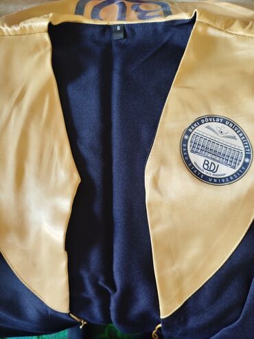 Digər kişi geyimləri: Məzun Geyimi Mantiya ( S razmer) - Bakı Dövlət Universiteti lalafo.az -da Digər kişi geyimləri: Məzun Geyimi Mantiya ( S razmer) - Bakı Dövlət Universiteti