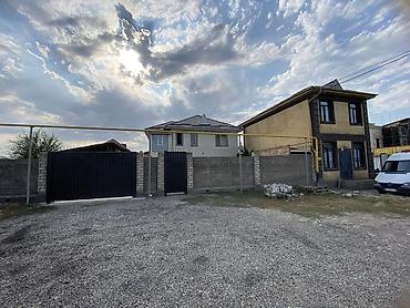 Продажа коттеджей и домов: 6 комнат и более, 250 м², 8 соток, Бишкек, Арча-Бешик ж/м Собственник — 4