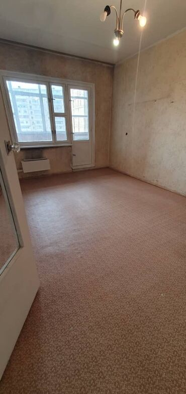 дом бишкекке: 2 комнаты, 50 м², 106 серия, 3 этаж, Старый ремонт