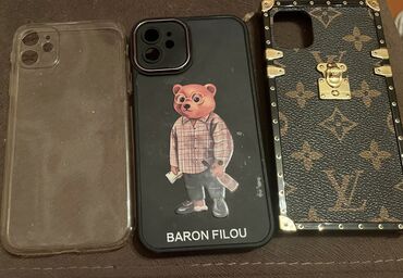 iphone ucun flash kart: İphone 11 üçün kabrolar 3ü birlikde 10azn şeffaf olan biraz saralıb