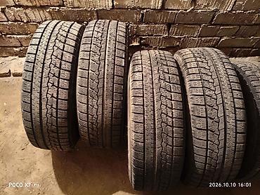 Колеса в сборе: Продаю комплект зимних шин с дисками на Хонда CR-V подходят на — 3