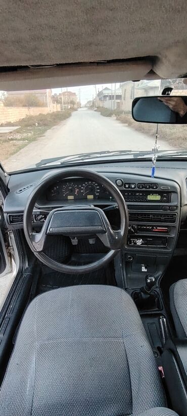 VAZ (LADA): Avtomobil: Lada Samara (VAZ 2114/2115 seriyası – ön görünüş və loqo — 13