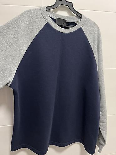 pull and: Свитшот в свободном стиле с контрастным дизайном рукавов реглан — 3