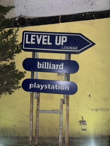 Çəngəllər: Reklam lohhesi satilir 2 metre hundurluyu var