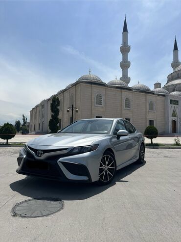 очень срочно нужны: Toyota Camry: 2022 г., 2.5 л, Автомат, Бензин, Седан