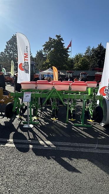 claas dominator: Междурядный культиватор, 4 рядные, Новый — 4