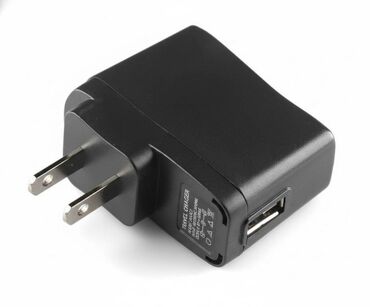 мобильные аксессуары: AC-DC adapter ND с разъемом USB для подключения кабелей USB от