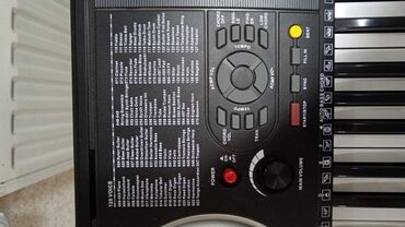 Sintezatorlar: Ayaqlarka birgə 280 azn. Tək özü 250azn -da lalafo.az — 4 Sintezatorlar: Ayaqlarka birgə 280 azn. Tək özü 250azn — 4