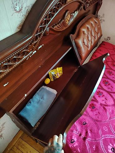 Çarpayılar: Klassik üslubda ikinəfərlik taxta çarpayı - Material: massiv ağac — 5