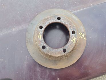 Auto delovi: Disk prednjih kocnica Lada 2121,21213,21214 Niva br.4. Polovno — 2