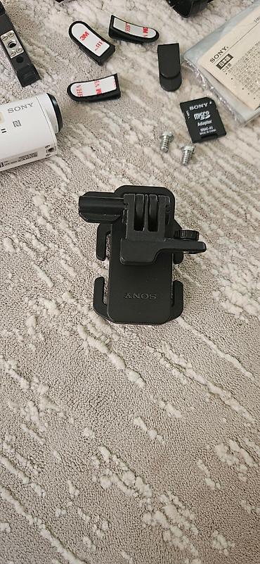 Видеокамеры: Sony AZ 1 mini камера и идеальном состоянии и с множеством креплений — 12