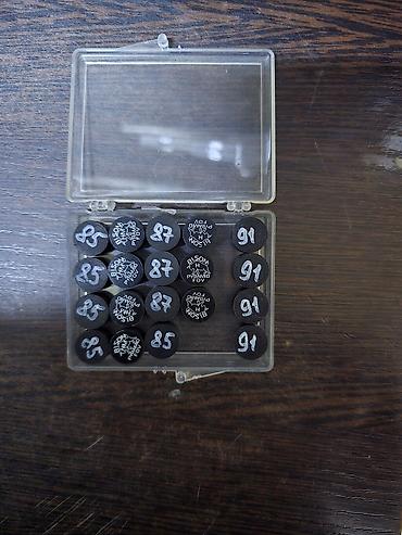 Бильярдные столы: Набор бильярдных киев (русский бильярд/пул), разборные. Классические — 8