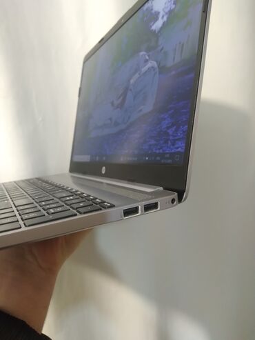 HP: HP 15.6 ", Intel Core i5, 256 GB -da lalafo.az — 4 HP: HP 15.6 ", Intel Core i5, 256 GB — 4