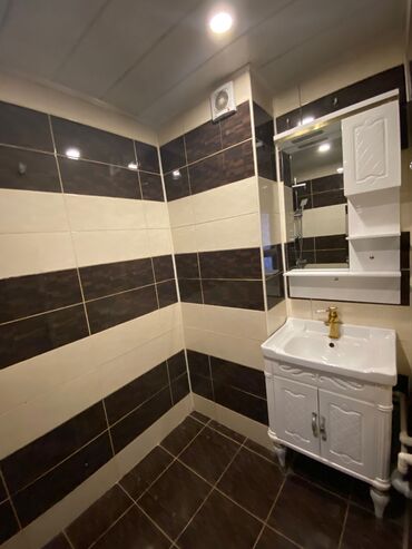 Uzunmüddətli kirayə mənzillər: Kristalin binasinda 13/3 mertebesinde 3 otaqli ev 550 azn evde bütun — 10