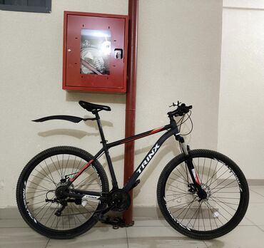 Велосипеды: Продаю велосипед Trinx m100 | 29x колеса рама 19x алюминиевая •