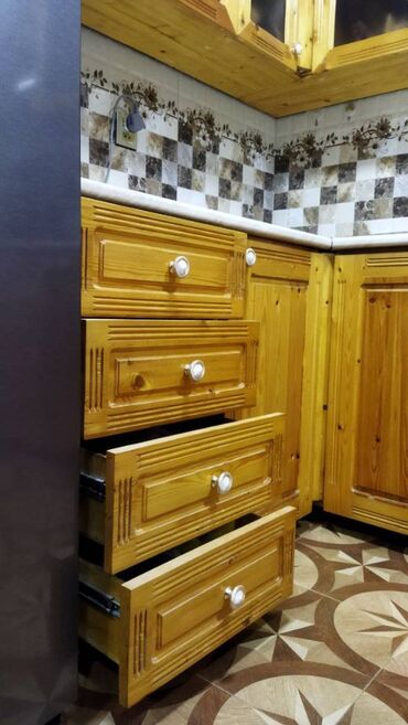 Mətbəx mebeli: Əl zəhmətilə taxtadan hazırlanmış mətbəx mebeli satılır, real alıcıya -da lalafo.az — 5 Mətbəx mebeli: Əl zəhmətilə taxtadan hazırlanmış mətbəx mebeli satılır, real alıcıya — 5
