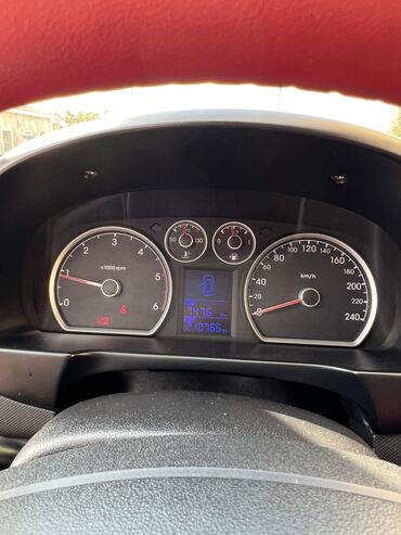 Hyundai: Hyundai i30: 1.6 l | 2008 il Universal — 8