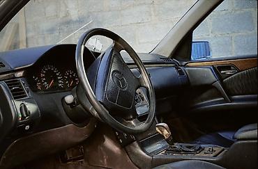 усилитель бампера w210: Mercedes-Benz E-Class: 1999 г., 2 л, Механика, Бензин, Седан — 4