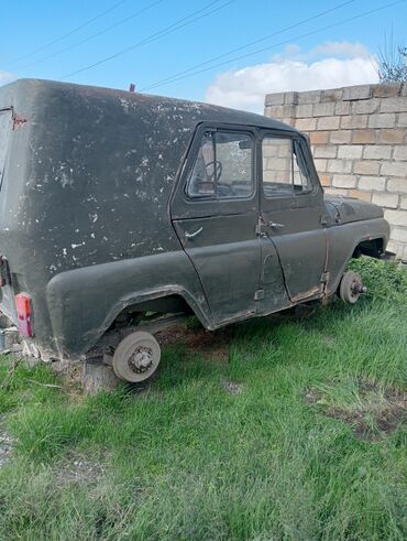 reduktor suretler qutusu: UAZ “Buhanka” (kuzov-furqon tipli) off-road avtomobilinin komplekti və