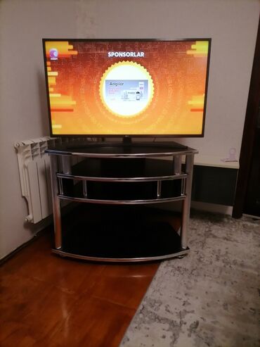 televizor atliqi: Televizor altliqi satılır, yaxşı vəziyyətdədir