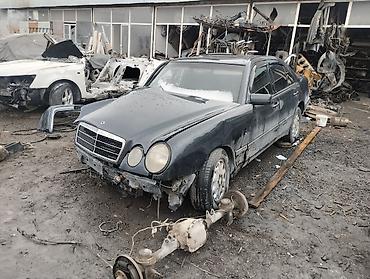 w210 oturacaq: Mercedes-Benz E-Class W210 (sedan) – ehtiyat hissələri üçün .masin — 1