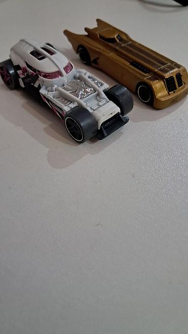 hot whels: 2 ədəd die-cast oyuncaq maşın dəsti 1-5azn - Miqyas: təxminən 1:64 - — 2