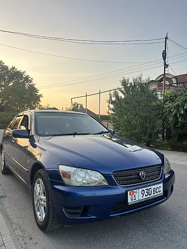 стекла для фар: Lexus IS: 2000 г., 2 л, Автомат, Бензин, Седан — 1