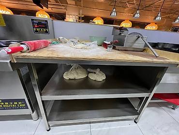 Другое оборудование для кафе, ресторанов: Вытяжка промышленная, стол из нержавейки, мойка, котломойка, стеллаж — 7