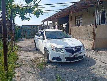rd 1: Chevrolet Cruze: 2013 г., 1.6 л, Механика, Бензин, Универсал — 3