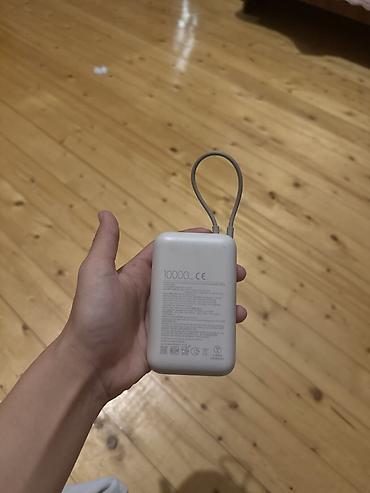 mitone power bank: Xiaomi daşınan enerji bloku – 10 000 mAh - Tutum: 10 000 mAh (arxa — 3