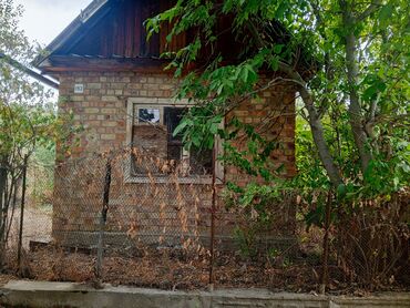 обмен квартиру на дом бишкек: Дача, 45 м², 2 комнаты, Собственник, Старый ремонт