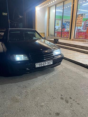 Mercedes-Benz: Mercedes-Benz C 200: 2.2 l | 1999 il Sedan — 1