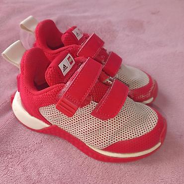 ccc crocs papuce: Dečje patike adidas x LEGO, crveno–bele. - Model sa LEGO detaljima na — 1