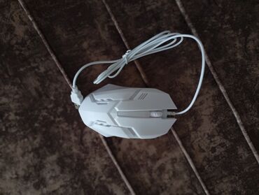 купить холодильник ноу фрост в баку цена: Ağ rəngli USB kompüter siçanı - Simli bağlantı: USB-A konnektor, qoş