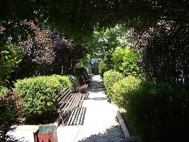 Иссык-Куль 2026: Номер, ХАН ЦО Золотые пески, Бостери, Детская площадка, Парковка, стоянка, Баскетбольная площадка — 12