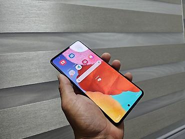 galaxy tab e: Samsung Galaxy A51, Б/у, 64 ГБ, цвет - Синий, 1 SIM, 2 SIM — 1