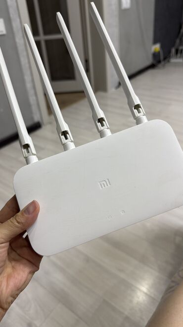 купить роутер с сим картой: Продаю WiFi роутер от mi Xiaomi Mi Router 4C Model: R4CM Цена 1000