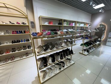 Кронштейны, стойки: Кронштейны Стеллажи Стойки Вешала Столы ресепшен Раскладочные — 16