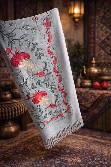 Текстиль: Əl işi kəşmir şərf - Material: yumşaq, isti toxumalı parça - Rəng — 1
