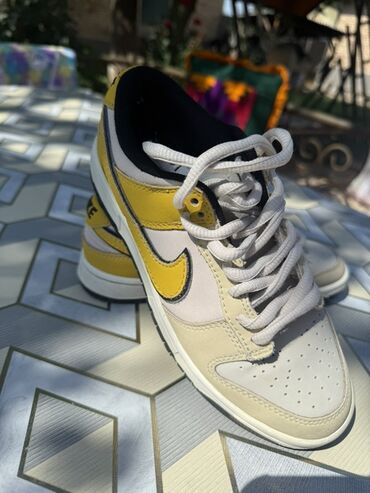 носки оптом найк: Кроссовки, 36, Nike, Б/у, цвет - Желтый