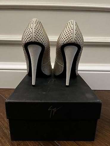 Tuflilər: YENİ Orijinal Giuseppe Zanotti qadın ayaqqabısı – 39 ölçü, natural — 3