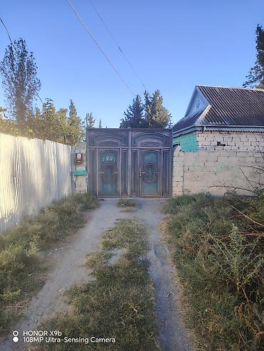 ev alqi satqisi ipoteka ile: Həyətyanı sahəsi geniş olan fərdi yaşayış evi. Şəkillərdən göründüyü — 1