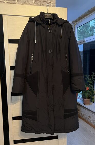 uniqlo куртки женские: ❗️Женская куртка в идеальном состоянии.❗️ Размер-52. Длинна ниже